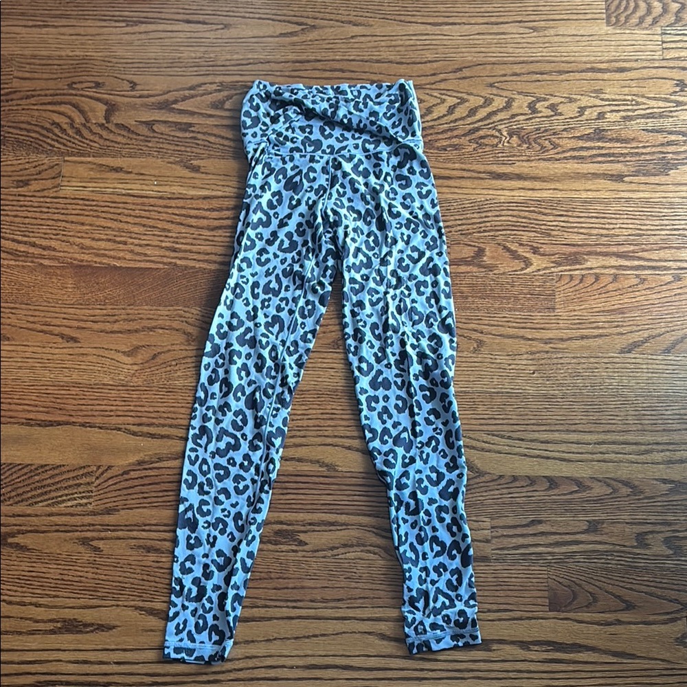 Aerie Blue and Black Leopard Print Leggings